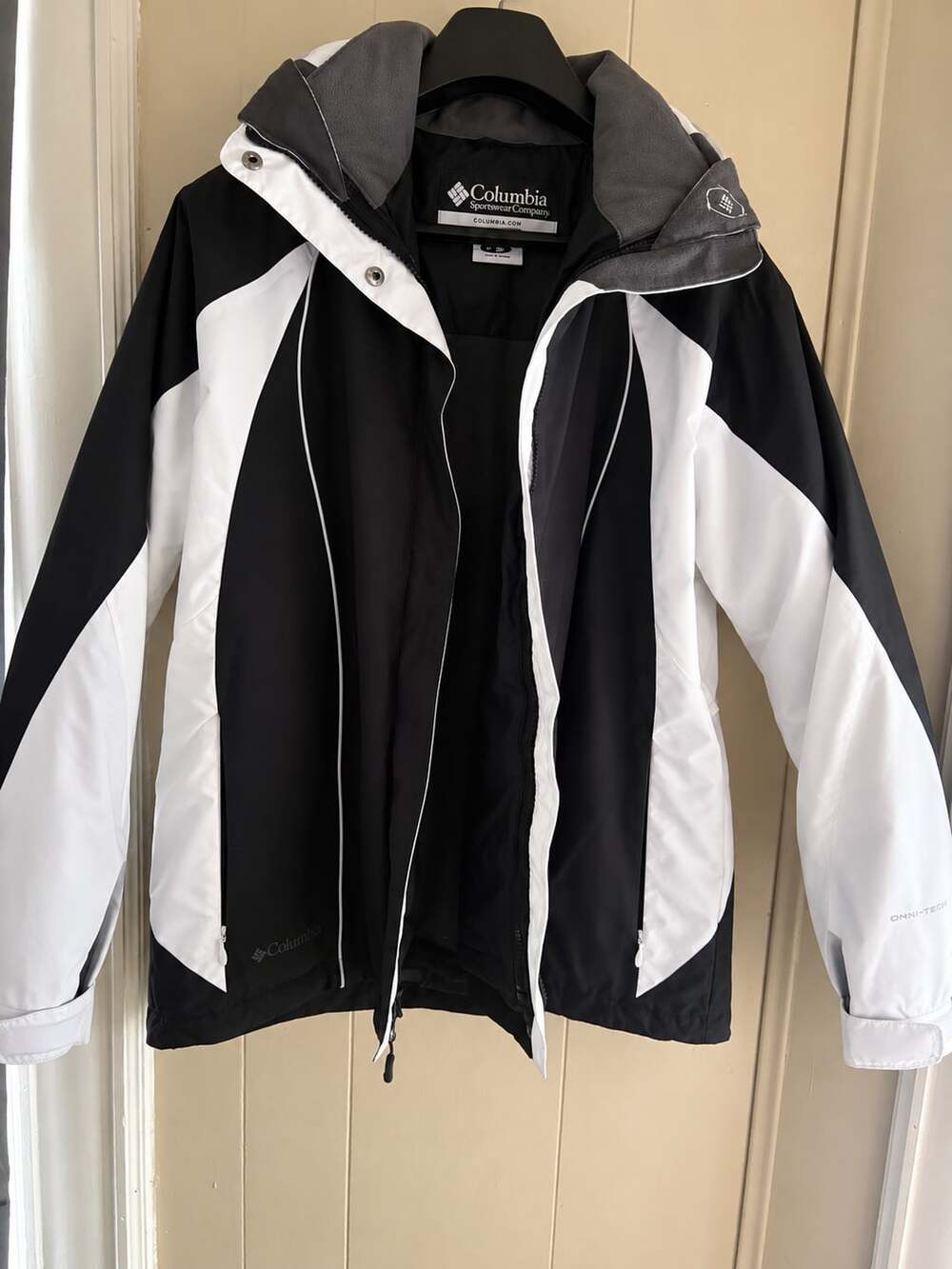 Columbia Interchange Women's Jacket Size L Black White Omni-Tech